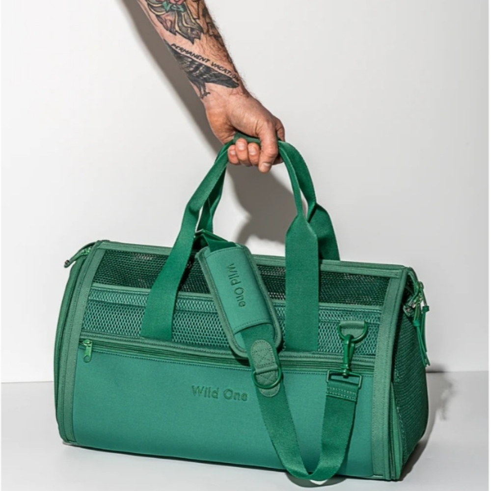 Wild One pet carrier